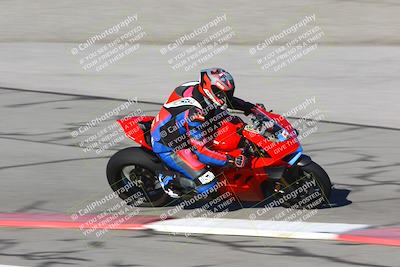 media/Jan-21-2023-Fastrack Riders (Sat) [[fcf3f88a30]]/Level 4/Session 2 Nascar 1/